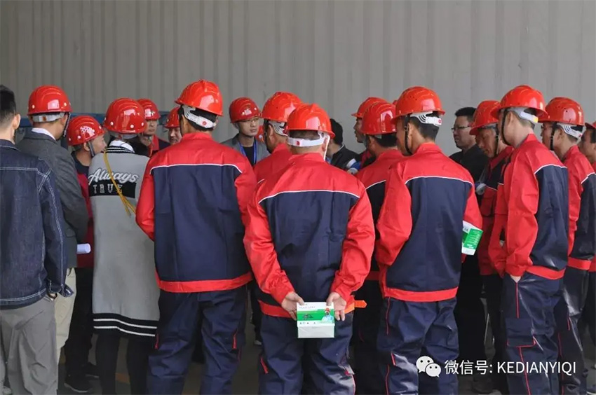 戳我試試